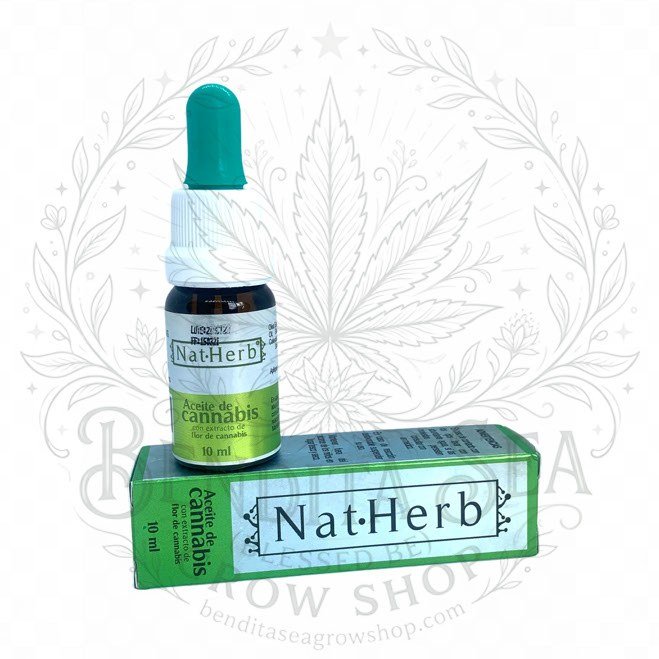 Aceite CBD 10% 10ml Natherb: frasco de 10 ml sobre su caja, sobre fondo blanco