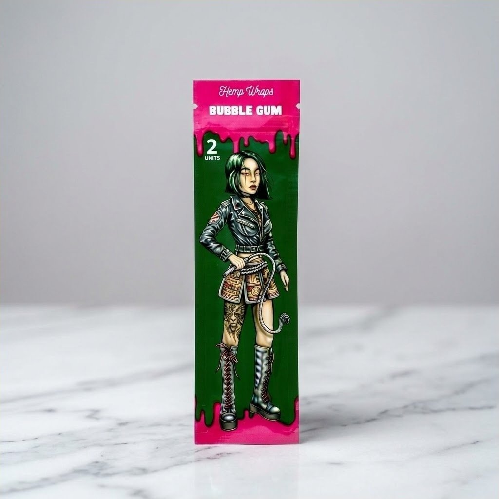 Blunt Wrap Lion Rolling Circus Bubble Gum sobre una superficie de mármol blanco