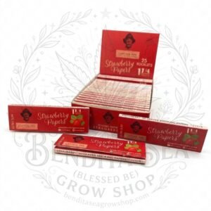 Cueros Papeles Captain Pipe Strawberry #9: librillos y caja exhibidora, sobre fondo blanco