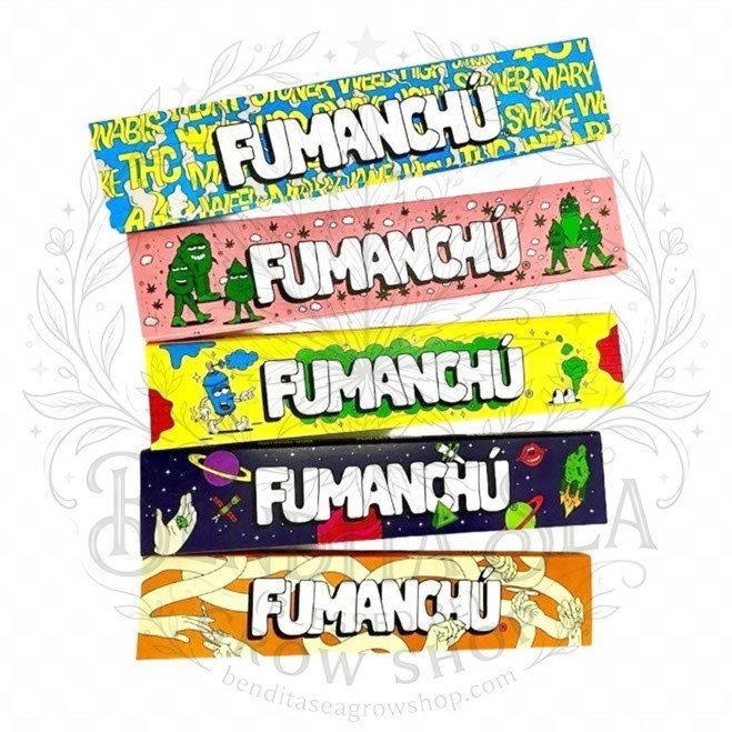 Cueros Papeles Fumanchu Ultra Fino Slim: librillos apilados sobre fondo blanco