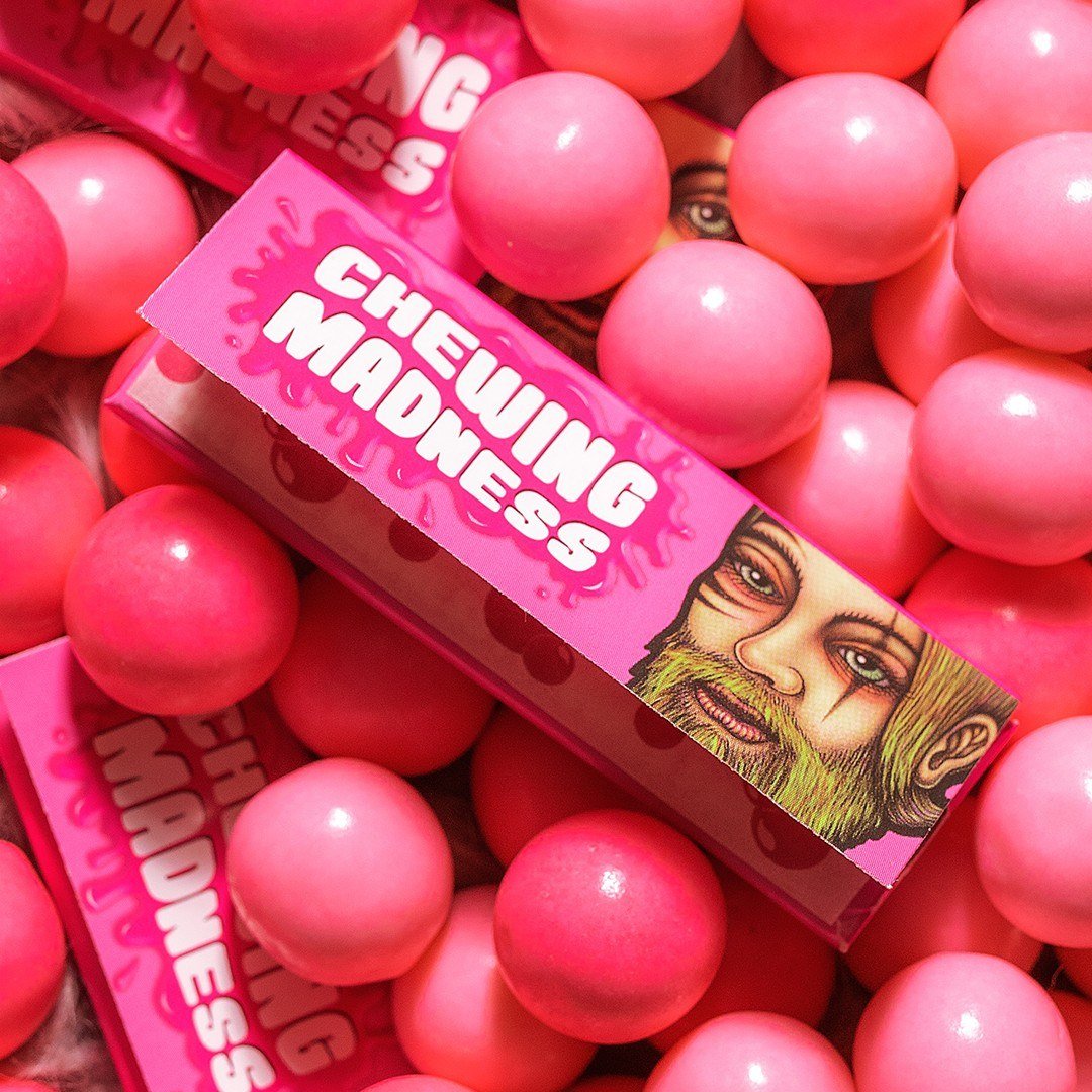 Cueros Papeles Lion Rolling Circus Chewing Madness #9 entre chicles de bola rosados
