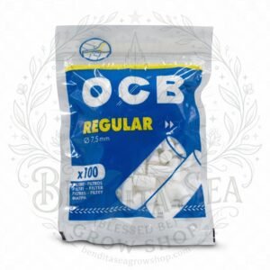 Filtros OCB Algodón Regular x100 en su bolsa, sobre fondo blanco
