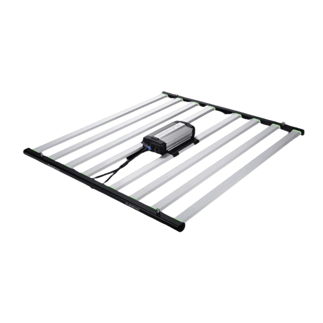 Lámpara LED Flex Star 720 W vista en ángulo sobre fondo blanco
