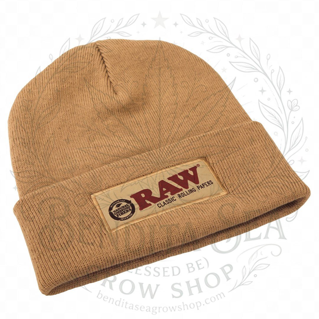 Gorros RAW: gorro beige con parche de la marca y la marca de agua de Bendita Sea