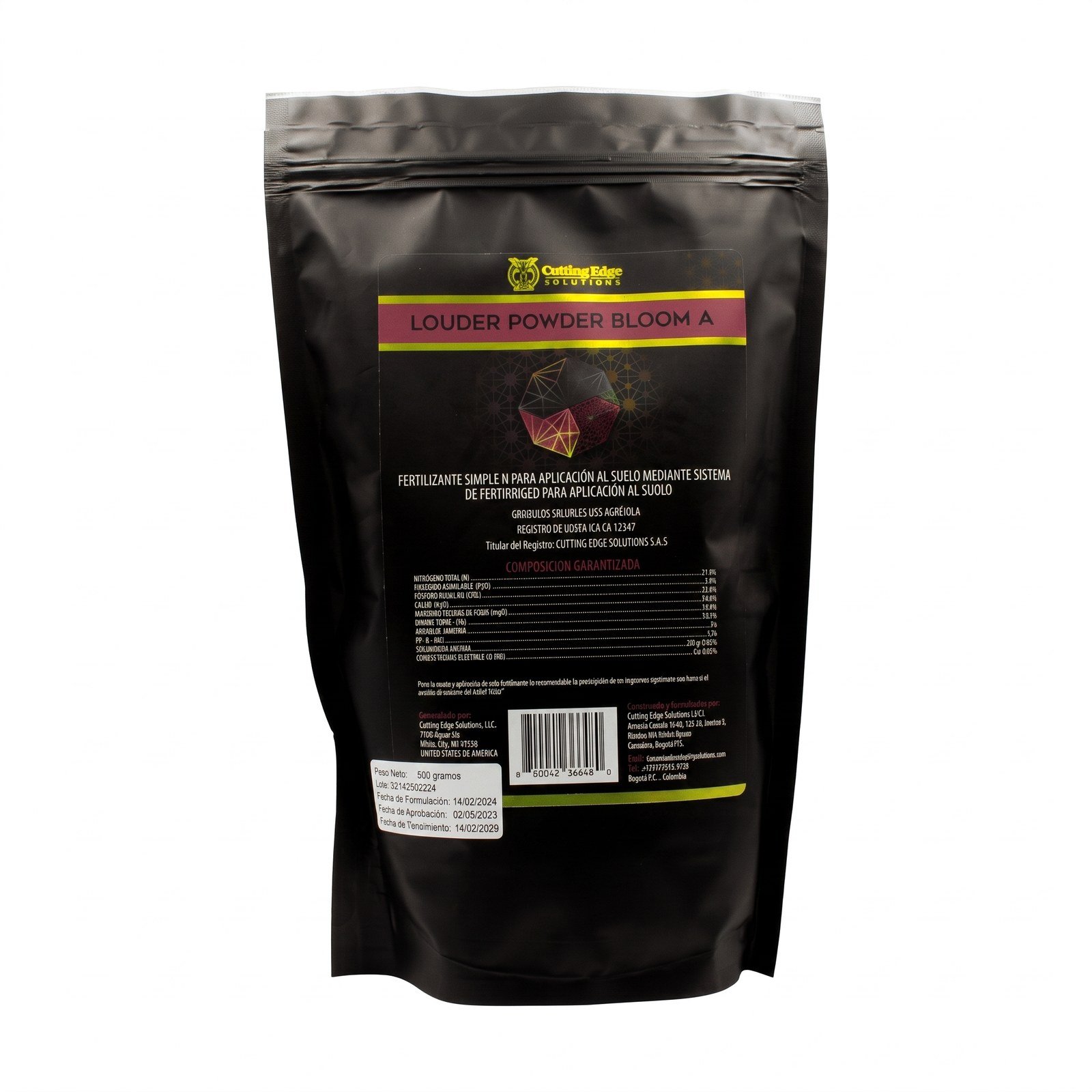 Bolsa negra de Louder Powder Bloom A 500 g sobre fondo blanco